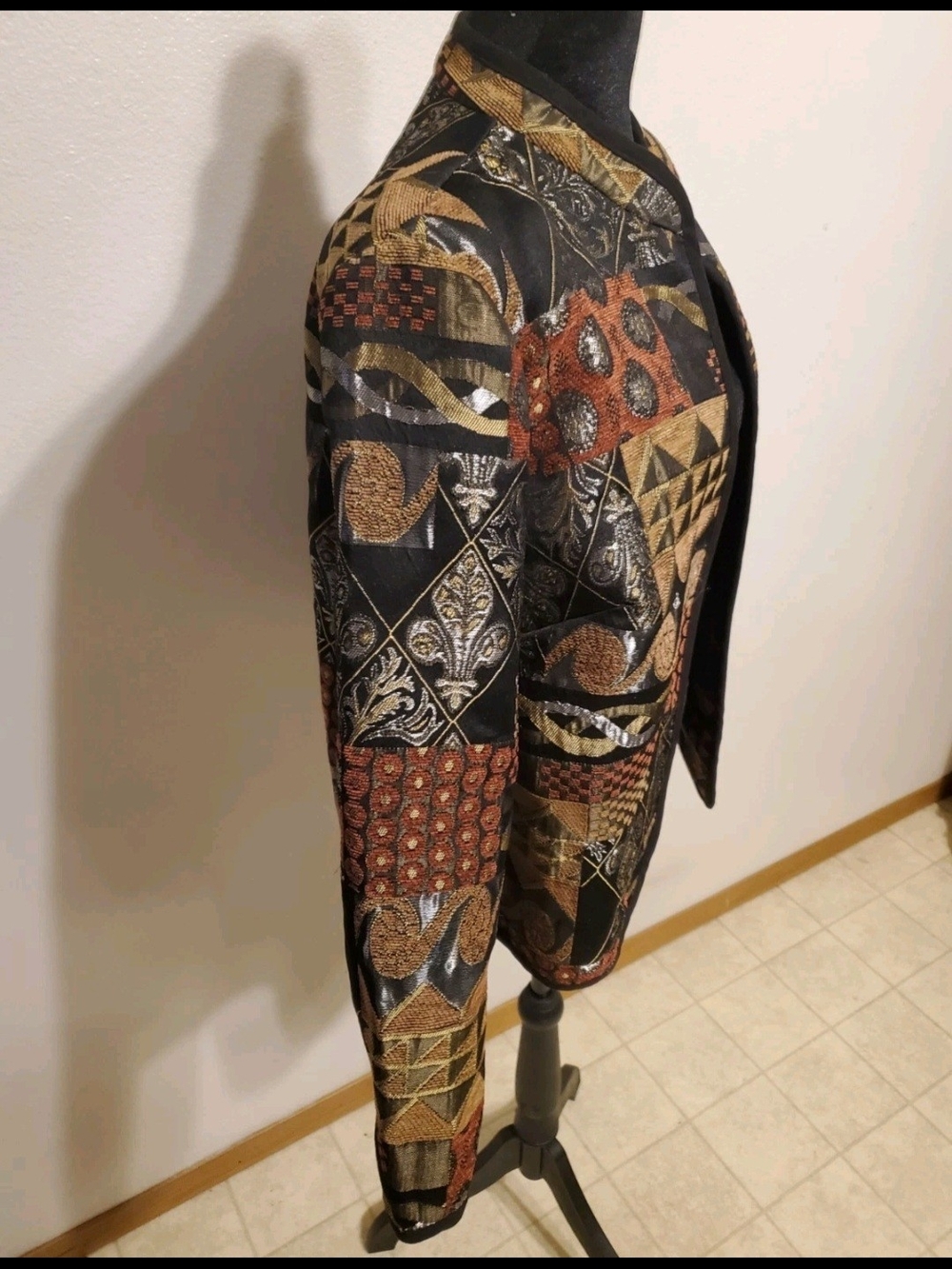 Vintage DressBarn Tapestry Jacket Patchwork Metallic Women 1X Boho